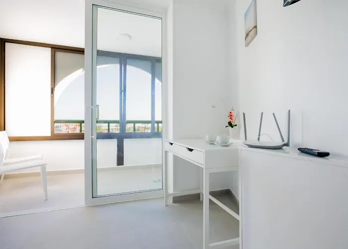 504 Parque Santiago Ii First Line To The Playa de las Americas (Tenerife)